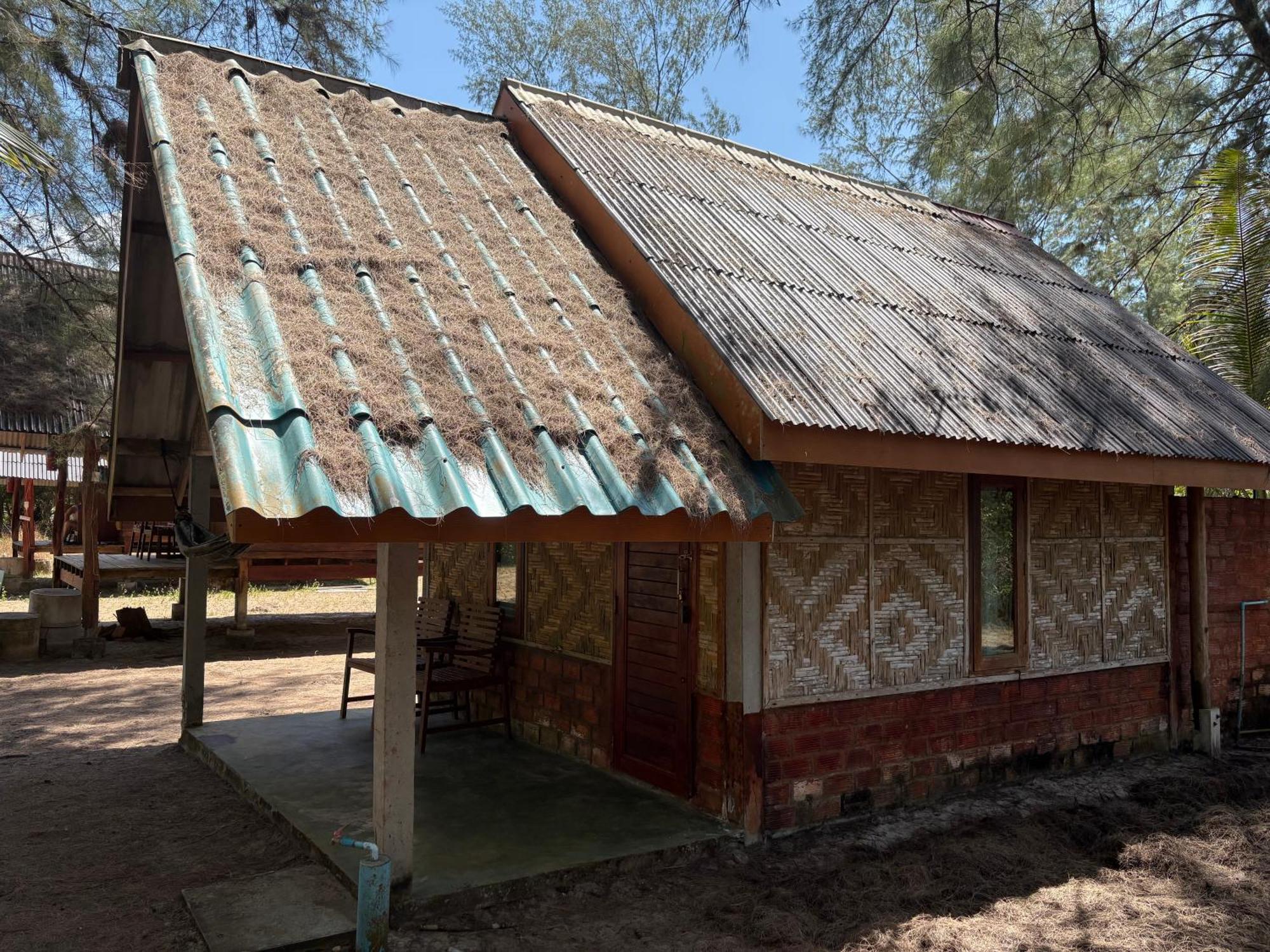 Rakkan Resort Ko Phra Thong Ngoại thất bức ảnh