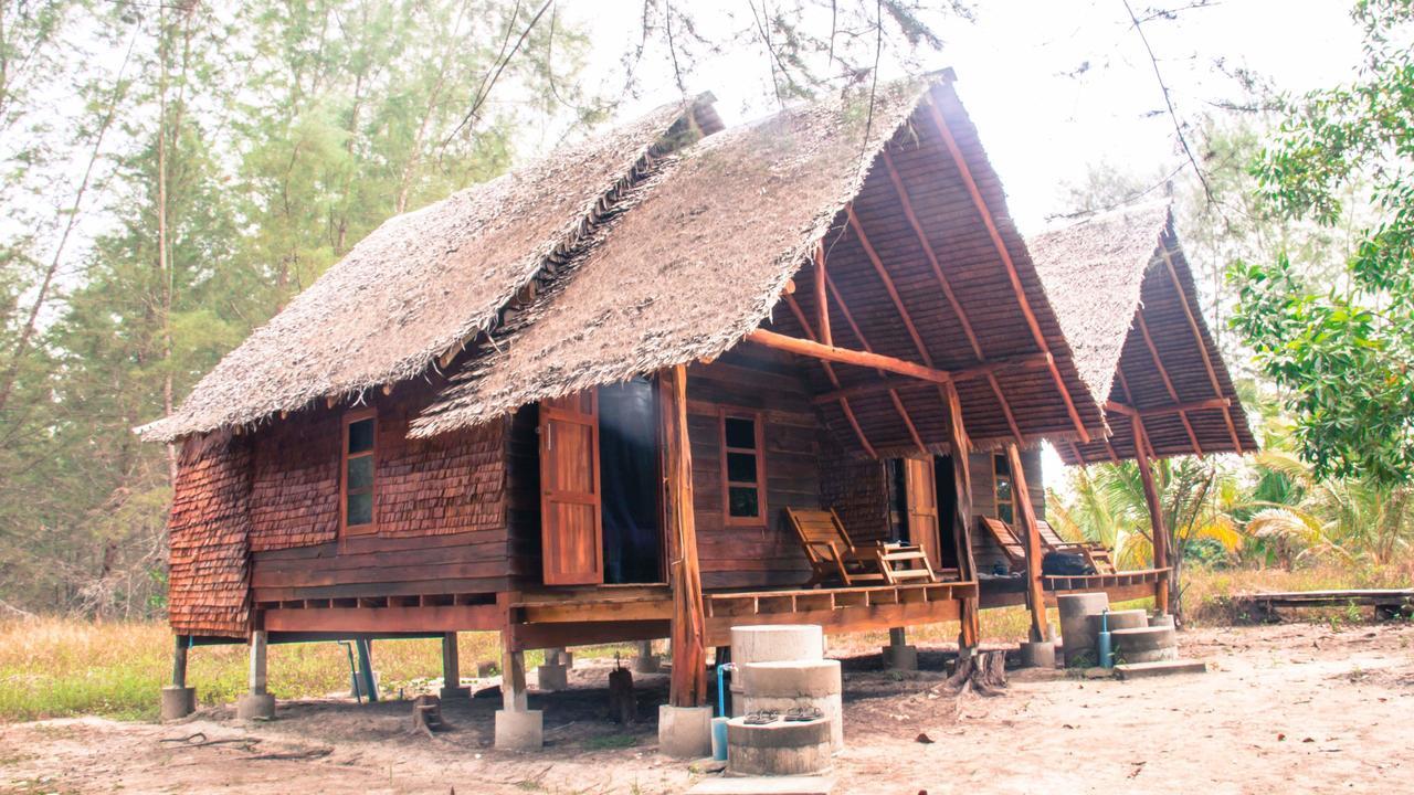 Rakkan Resort Ko Phra Thong Ngoại thất bức ảnh