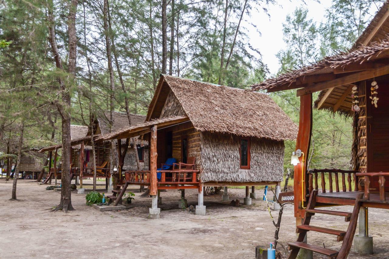 Rakkan Resort Ko Phra Thong Ngoại thất bức ảnh